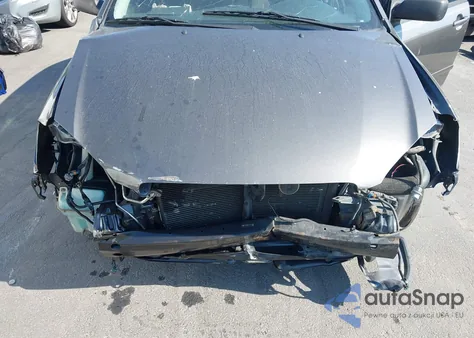 2005 Toyota Corolla Ce/Le/S из США, поврежденный, VIN 2T1BR32E75C402698